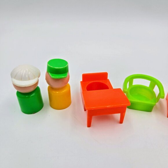 Vintage School Toys Little People Desk Chair Boy Girl Hong Kong Read - Picture 3 of 9